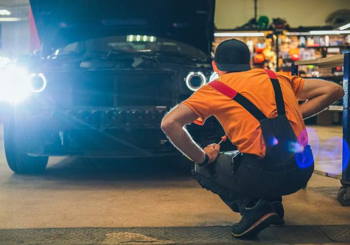 Car Maintenance Belvès